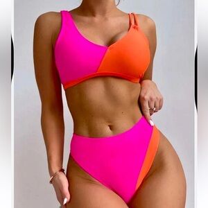 Verdusa Women's Color Block V Neck Wireless Swimsuit